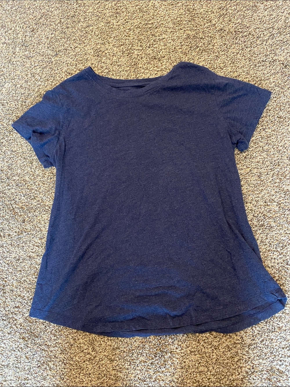 Solid tee